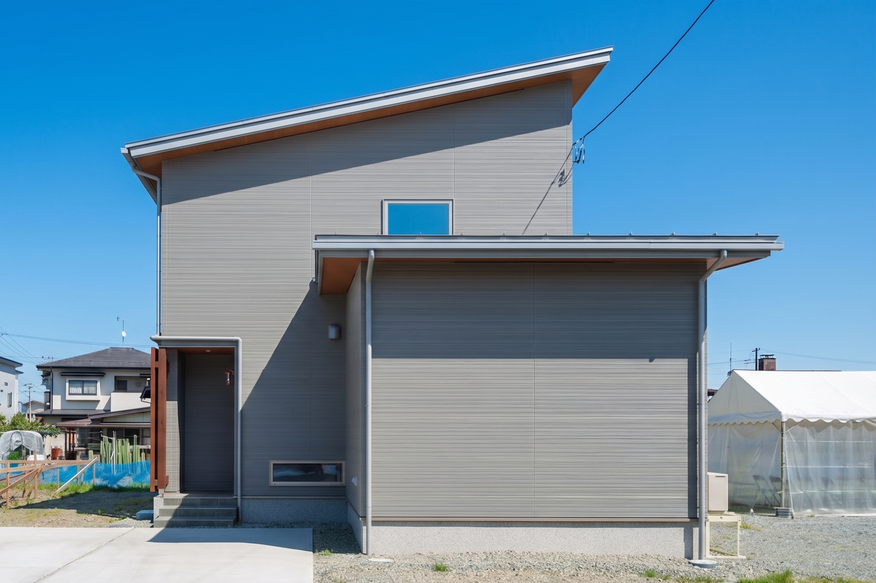 【施工事例公開】山形市・「橙暮のいえ」平屋のように暮らす2階建てを公開しました